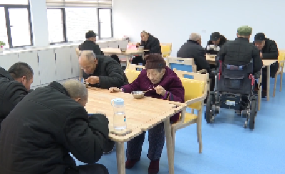枣阳：浓情腊八粥 香溢老人心