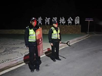 枣阳警方开展夜巡织密治安防控网