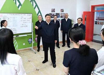 时政微观察丨何为“大先生”？总书记深刻阐释