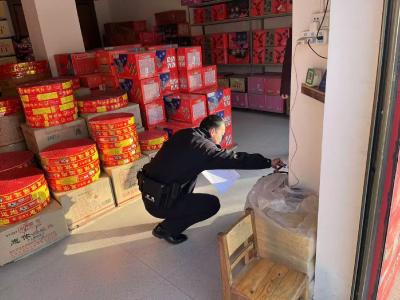 新市镇：开展消防检查 筑牢安全防线