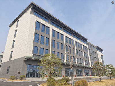国投·瑞和百达商服项目荣获襄阳市建筑优质工程奖 