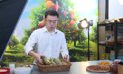 V视 |直播带货加速萝卜“跑” 出村