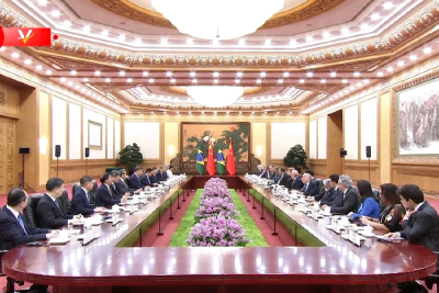 独家视频丨习近平：为中巴关系下一个“黄金50年”擘画了宏伟蓝图
