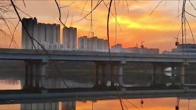 湖北枣阳：晚霞织锦 冬日绚丽