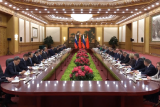 独家视频丨习近平：推动中俄两国互信根基越扎越牢 友谊之路越走越宽