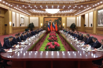 独家视频丨习近平：推动中俄两国互信根基越扎越牢 友谊之路越走越宽
