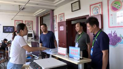 人人齐参与  共创卫生城
