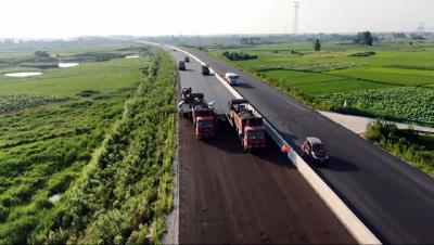 付宇检查督办G347公路建设进度