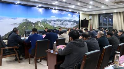 县委召开乡镇（区处）党（工）委书记座谈会 暨近期重点工作推进会