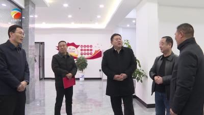 【视频】邓中麟走访慰问驻浠部队官兵、军休干部