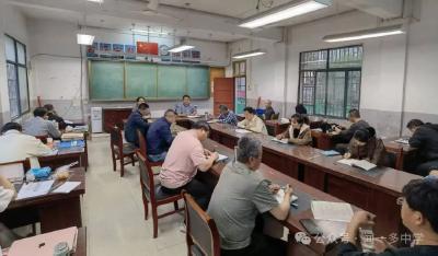 织密安全网 守护青春梦——浠水县闻一多中学校外走读生安全巡查行动