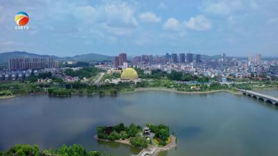 【视频】黄冈市（浠水县）杂技团蝉联中杂协表彰