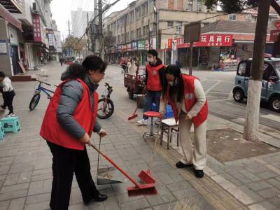 宜城南小：为党旗增色 为创文添彩