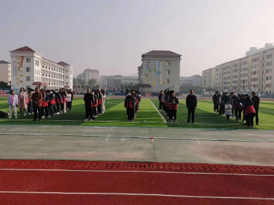 宜城市环翠小学开展庆“三八”妇女节活动