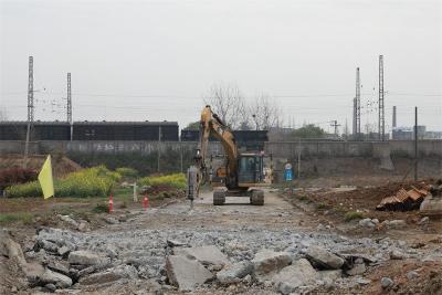 【聚力发展 苦干实干】凌波中路建设有序推进 预计7月底通车