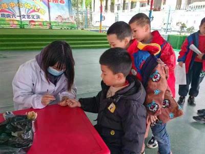 南营中心幼儿园开展常规体检 呵护孩子健康