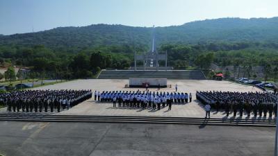 荩忱中学学生与社会各界共同纪念张自忠将军殉国83周年