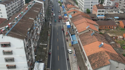 孔湾镇：道路维修交通便 提升群众幸福感