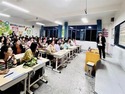 宜城市宋玉小学：家校携手 共育英才