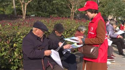  宜城市民政局开展民政政策法规宣传活动