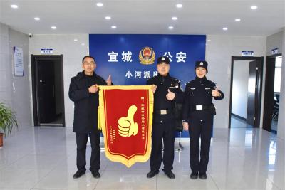 大货车高速疯狂逃费67次 宜城民警现场抓现行