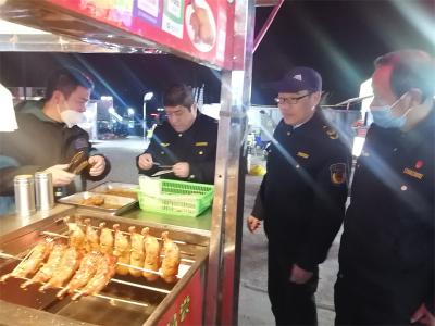 宜城市市场监管局开展夜市食品安全专项检查