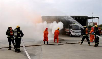 宜城：开展液化气充装站爆燃应急演练