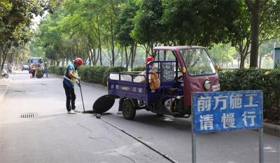 宜城市市政局：未雨绸缪早行动 汛前清淤保畅通