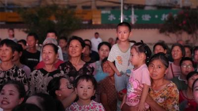 宜城市“天一美庐”杯广场舞大赛在孔湾进行海选