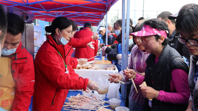 参赛选手点赞宜城马拉松：美食美景 难以忘怀