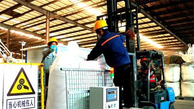 宜城：企业冲刺“开门红” 订单排至二季度