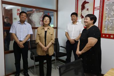 襄阳市人大常委会领导到宜城调研涉侨法律法规贯彻落实情况