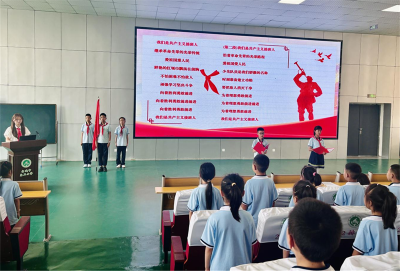 宋玉小学举行2025年一年级新少先队员入队仪式 