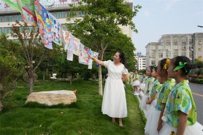 实验小学： 童心飞扬 筑梦未来 欢庆“六一 ” 