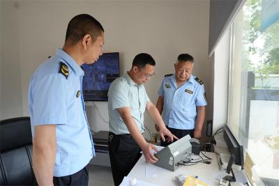 宜城市公检中心与市场监管局联合开展计量器具检定工作