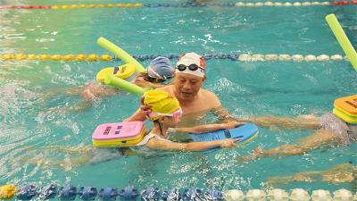 宜城市：暑期兴趣班受热捧 孩子乐享"技能暑假"