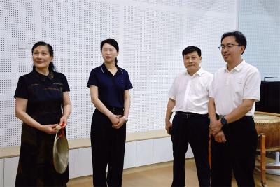襄阳市文联来宜城调研文联组织建设和文艺工作