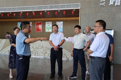 云南省司法厅、文旅厅来宜调研公共图书馆条例立法工作