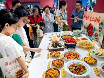宜城“楚王宴”惊艳亮相2025中国文博会