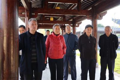 宜城市组织“四大家”老领导开展重阳节学习调研活动