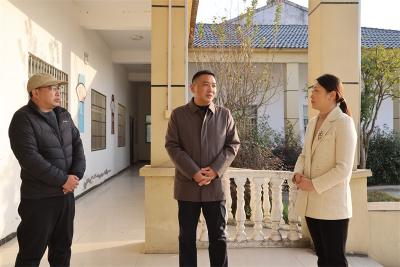 【深入学习贯彻党的二十届四中全会精神】宜城市领导到王集镇宣讲 党的二十届四中全会精神并开展实地调研