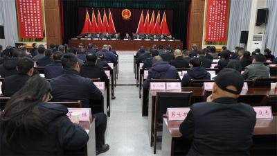 【聚焦两会】宜城市第七届人民代表大会第五次会议召开全体党员会议