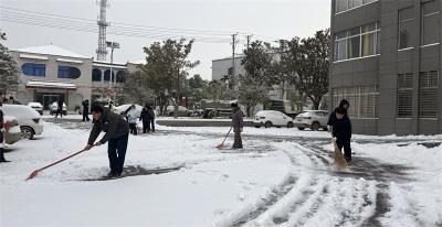 宜城市各镇（街道）：积极应对大雪冰冻 全力以赴保民生