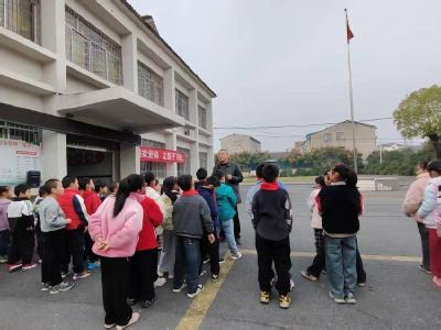 思政铸魂 安全护航 青春无毒——菜园小学“开学第一课”开启新学期征程