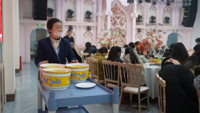 宜城年夜饭预订“一桌难求” 多元供给烹出新春“烟火味”