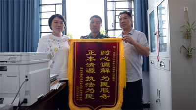 工会“维权”化解“薪”事