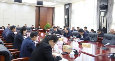 宜城市委常委会召开树立和践行正确政绩观学习教育专题学习研讨会议