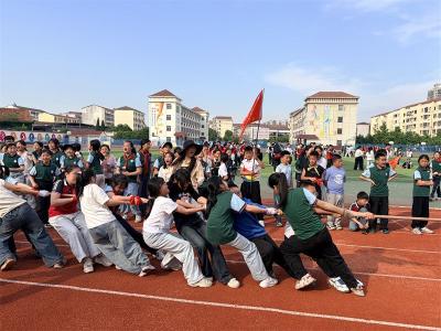 环翠小学：乐享运动强体魄 凝心聚力展风采