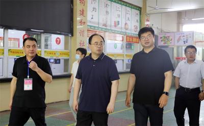 武义泉、王迪检查全市高考筹备工作