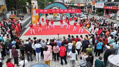 非遗日演出人气爆棚 宜城传统文化引观众喝彩